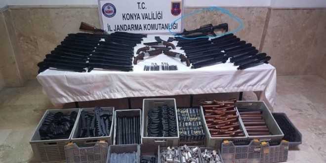 Helin'in katiline silah satan kii Konya'da yakaland