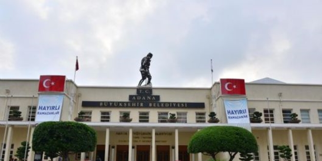 Adana Belediyesi, engelli altrma zorunluluuna uymuyor