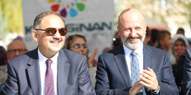 Özhaseki: Bizim pehlivanımız dünya şampiyonu