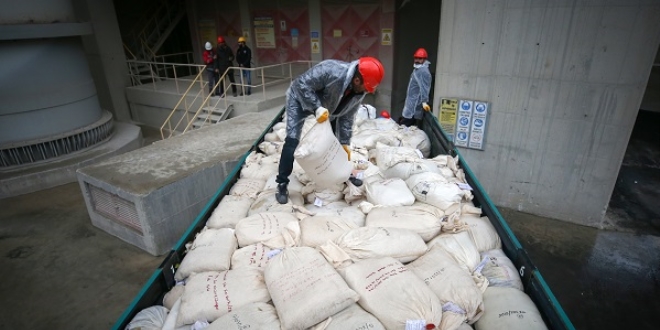 12 ton 996 kilo uyuturucu fabrika kazannda imha edildi