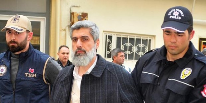 Alparslan Kuytul'a terör suçlamalarından tahliye