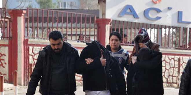 Telefon doland�r�c�s� baca��ndan vurularak yakaland�