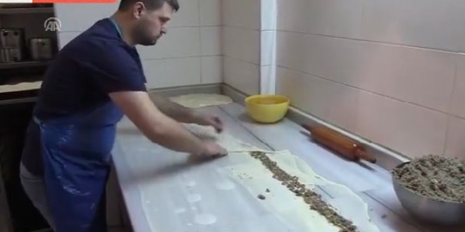 Dede mesleği börekçilik için öğretmenlikten vazgeçti