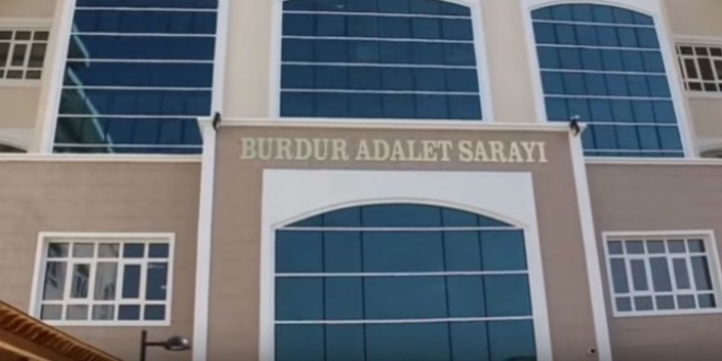 Burdur'da FET�'den yarg�lanan 6 san��a ceza ya�d�