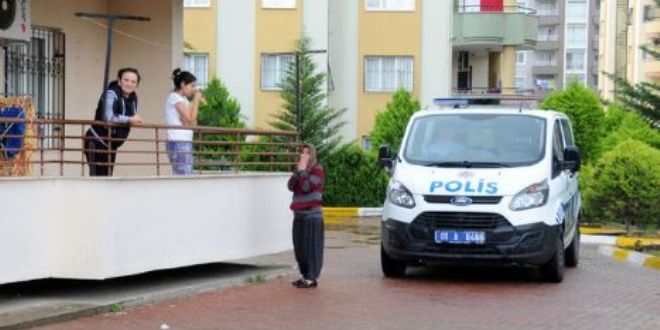 Adana'da balkondan düşen çocuk öldü