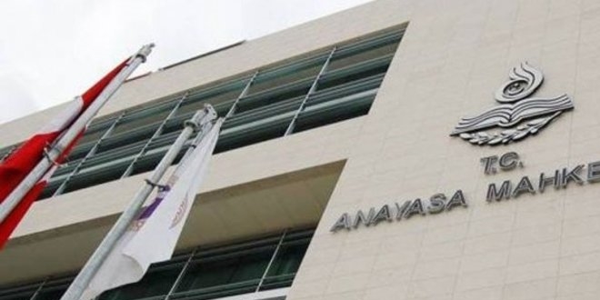 AYM'den CHP'li vekillerin ba�vurusuna ret