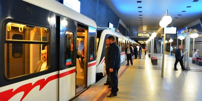 İzmir Metro çalışanları sakal bırakacak