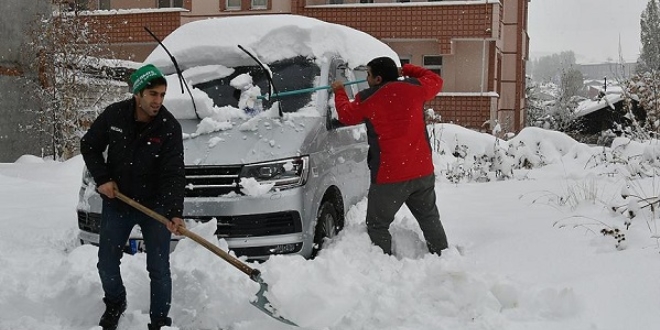 Kars'ta kar ya���� s�r�c�leri haz�rl�ks�z yakalad�