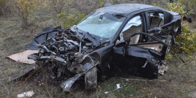 Silivri'de otomobil şarampole yuvarlandı: 2 ölü, 3 yaralı