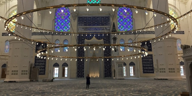 Çamlıca Camii'nde ilk sela okundu