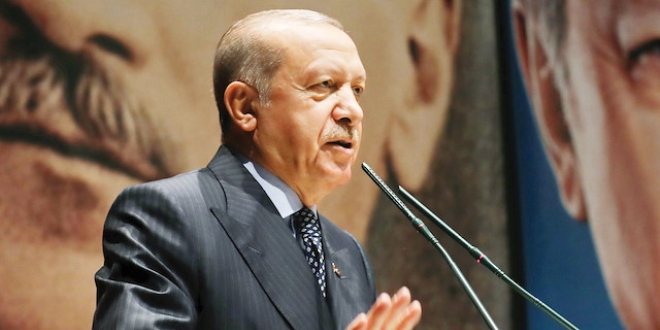 AK Parti İstanbul ve Ankara'da 20 isim için anket yaptırdı