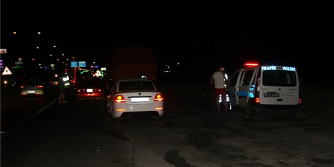 T�rkiye Kosova B�y�kel�isi K�l��'�n arac� zincirleme kazaya kar��t�