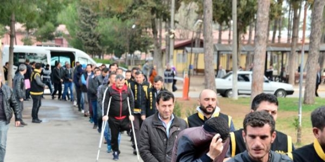 12 ilde 38'i asker, 44 şüpheliden 41'i yakalandı