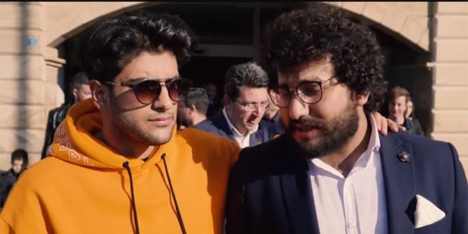 Belediye Başkanı makamını, youtuber'a bıraktı
