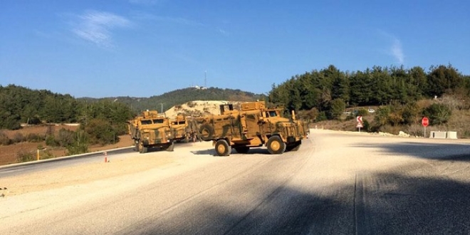 TSK'dan Suriye sınırına askeri sevkiyat