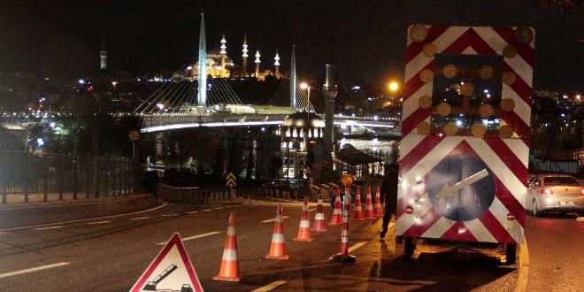 Unkapanı, Galata ve Haliç Metro köprüsü deniz trafiğine açıldı