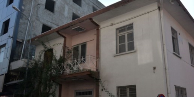 Eski karakol binası satılığa çıkarıldı