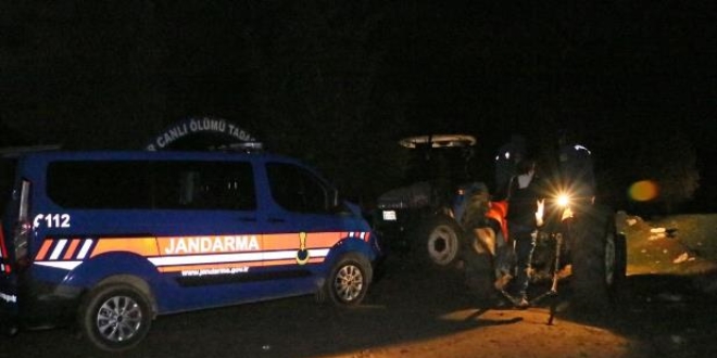 Manisa'da devrilen r�morkun alt�nda kalan ki�i �ld�