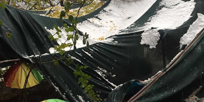 Bing�l'de 5 dakikal�k dolu ya����, hayat� fel� etti