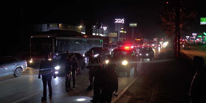 Düzce'de motosiklet yayalara çarptı: 1 ölü, 3 yaralı