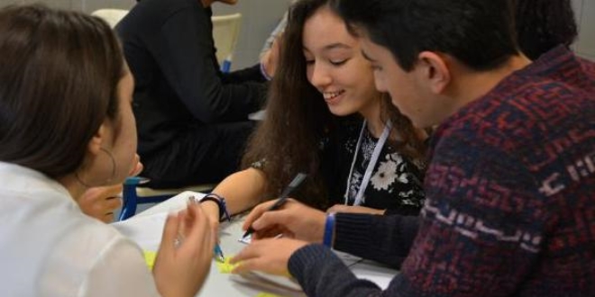 ��renciler sorunlar� 'Avrupa Birli�i' gibi ��zecek