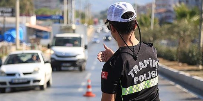 Trafikte 'hz tespit silah' iddiasna yalanlama