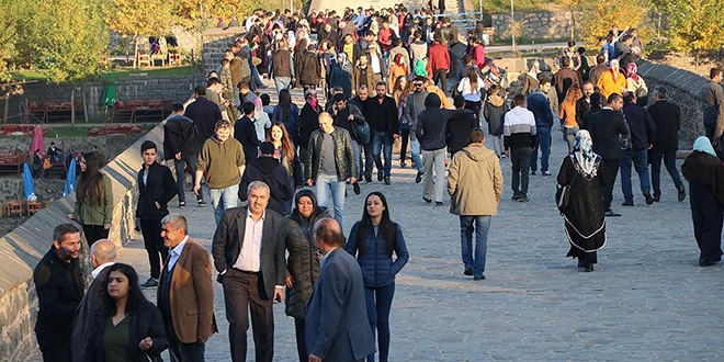 Diyarbakr'a nce huzur sonra turist geldi