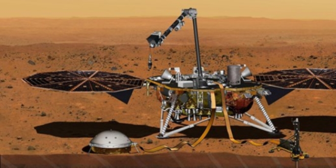 Mars kaşifi Kızıl Gezegen'e sorunsuz iniş yaptı