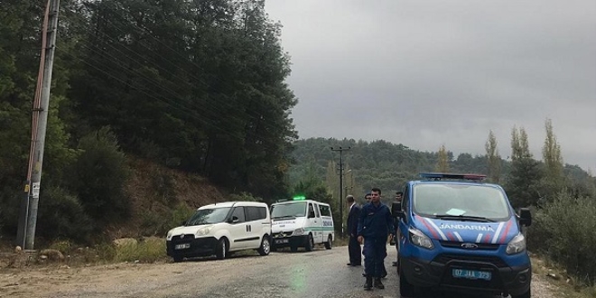 Antalya'da jandarmaya ateş açan firari etkisiz hale getirildi