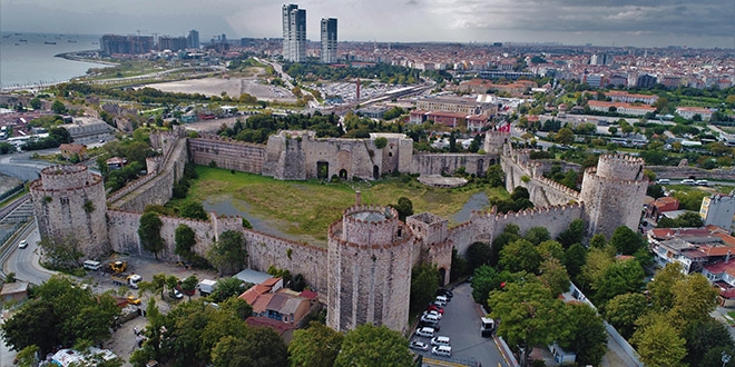 Yedikule Zindanları akıbetini bekliyor