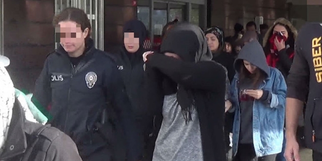 'Diyanetten arıyoruz' diyerek dolandırdılar! 31 gözaltı