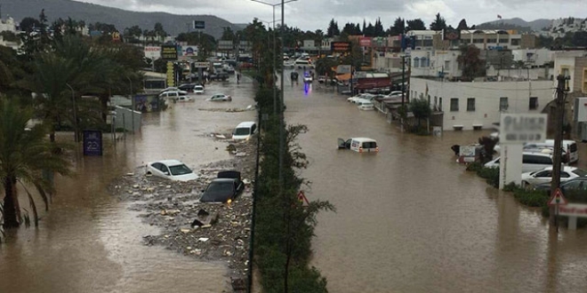 Antalya ve Muğla'da yağış etkisini azaltacak