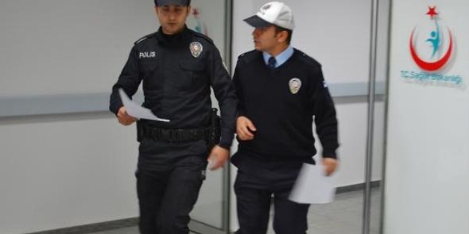 Yakalanacağını anlayan şüpheli polise saldırdı