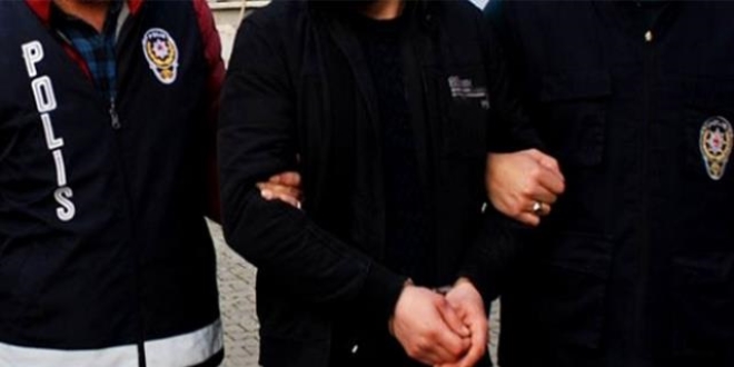 zmir'de 1'i HDP'li eski il bakan, 5 zanl tutukland