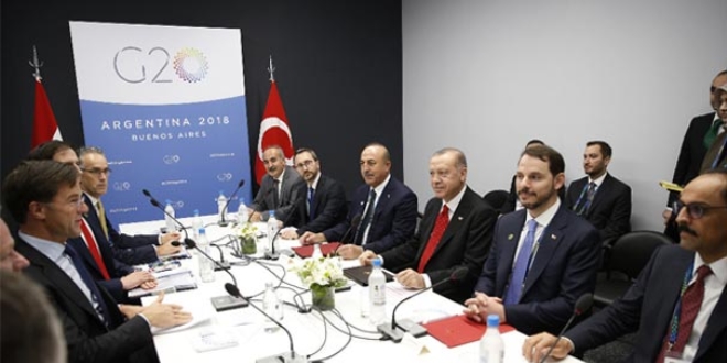 Cumhurbaşkanı Erdoğan, Hollanda Başbakanı ile görüştü
