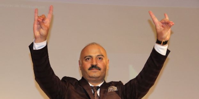 AK Partili siyaseti MHP'den aday aday oldu