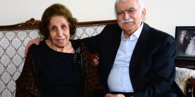 56 yıl sonra öğretmene duygusal ziyaret