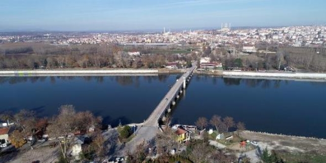 Sel felaketi yaşanan Edirne'de, debiler yükseldi
