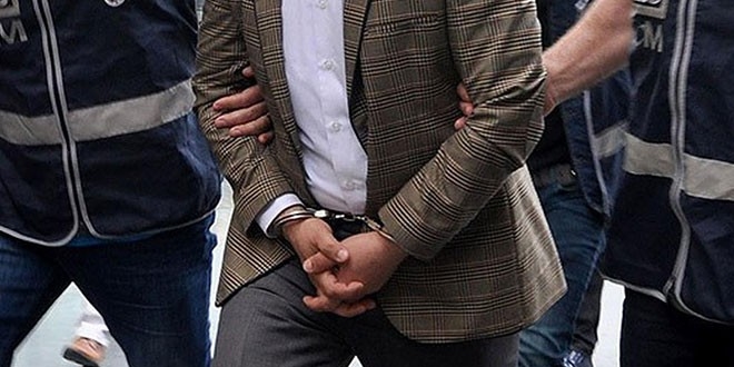 �zmir'de hakk�nda 36 y�l hapis cezas� bulunan ki�i yakaland�