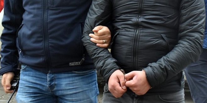 Kamyon arkas� yaz� h�rs�zlar� yakalatt�