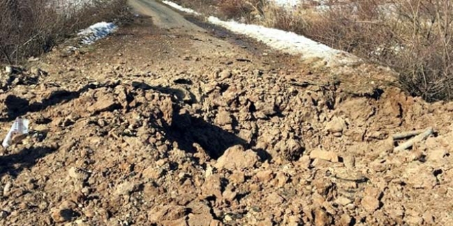 Mardin'de yola tuzaklanan patlayıcı imha edildi