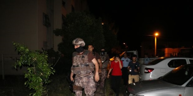 Fatih'te silah sesleri! Özel harekat bölgeye sevk edildi
