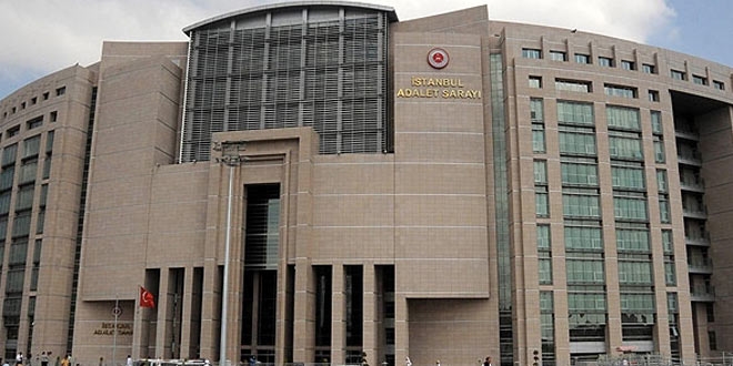 �stanbul Adalet Saray�'nda kavga! Yaral�lar var