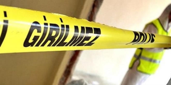 Bo�anma a�amas�ndaki e�ini baca��ndan vurdu