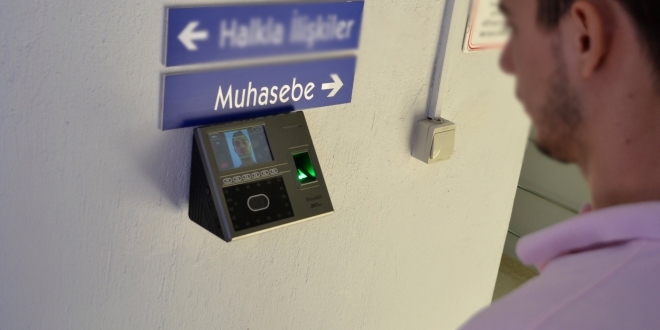'Yüz tanıma sistemiyle mesai kontrolü hukuki değil'