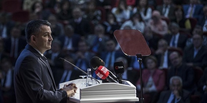 Pakdemirli: Tarıma elverişli arazilerimizde azalma var