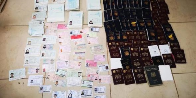 Suriyelilere sahte pasaport ve kimlik baslan matbaaya baskn
