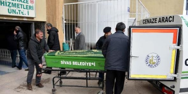 niversiteli Bura'nn cenazesi Ankara'ya gnderildi