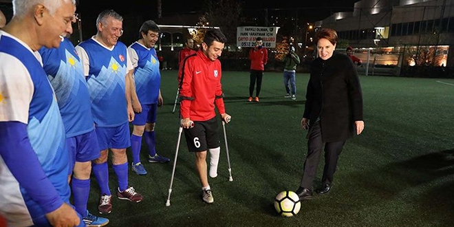 Meral Ak�ener: CHP ile bilek g�re�i yapm�yoruz