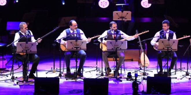 �brahim Kal�n ve Yavuz Bing�l birlikte sahne ald�